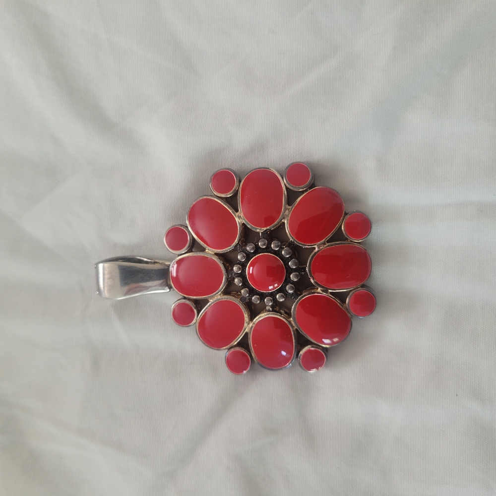 Elegant Red Floral Pendant
